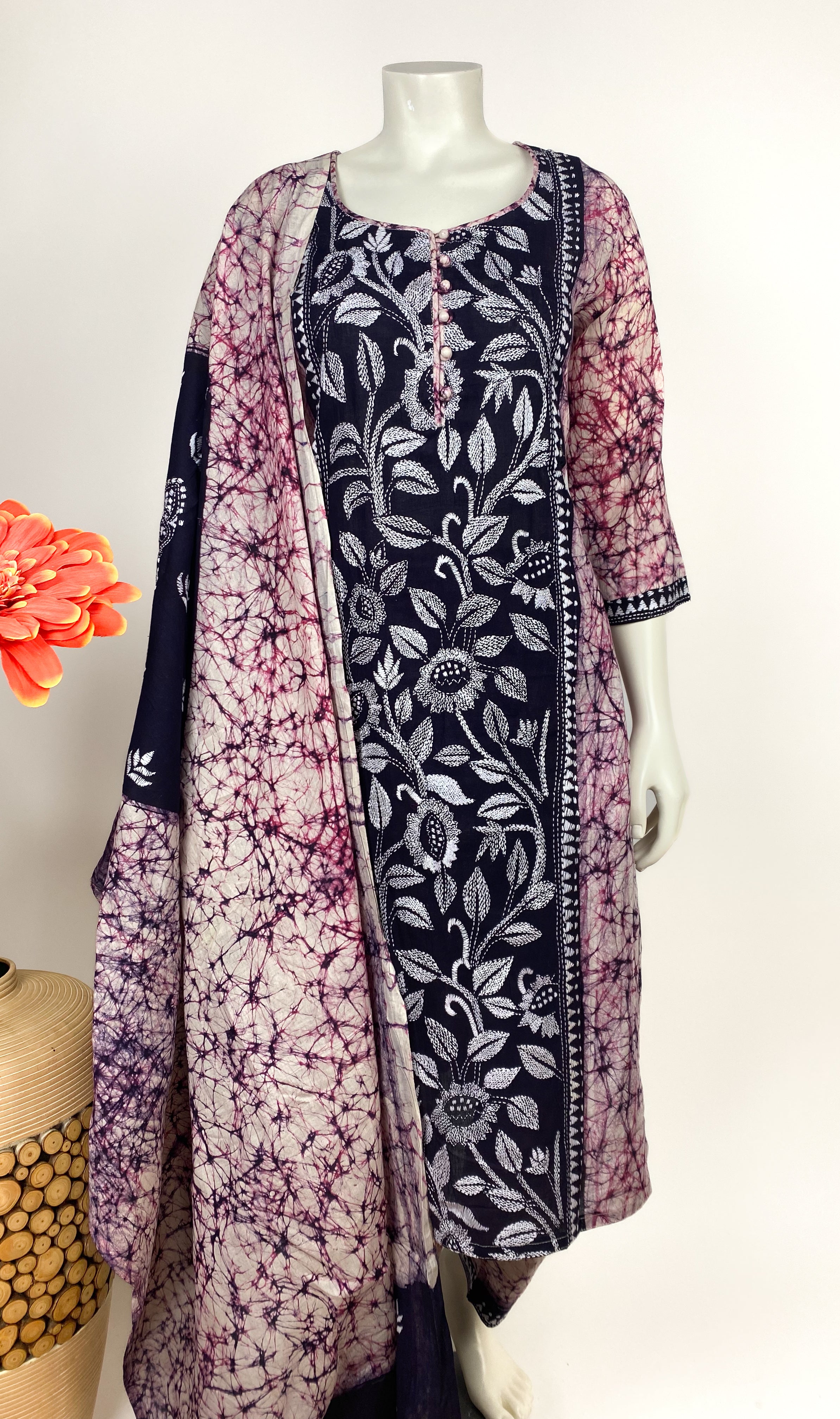 Buy Ladies Cotton Suits, Kurties, Shalwar Kameez Shop online in